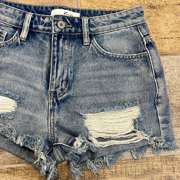 Kancan Women's Distressed Denim Jeans Shorts Blue Ripped Size Small S - Picture 2 of 10